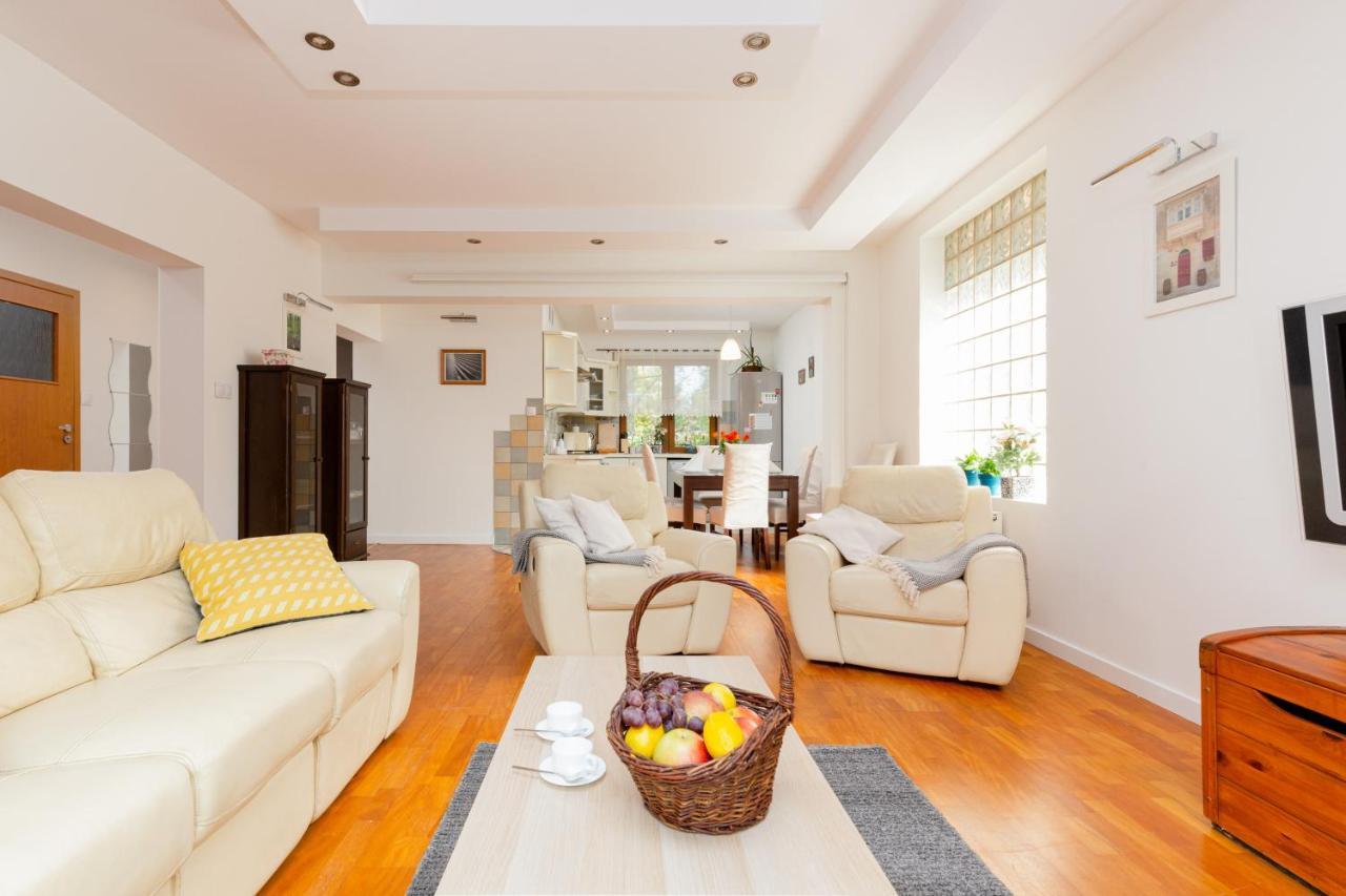 Holiday House Cinema Experience Warsaw Michalowice By Renters 빌라 외부 사진